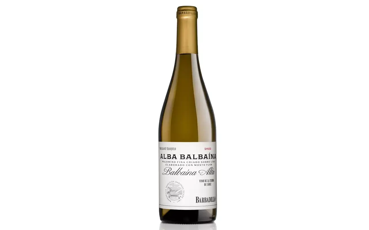 202507_alba_balbaina Botella de vino blanco Alba Balbaína de Bodegas Barbadillo